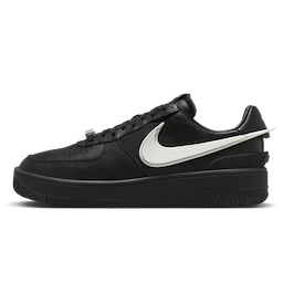 AIR FORCE 1 LOW AMBUSH BLACK | AREA 02